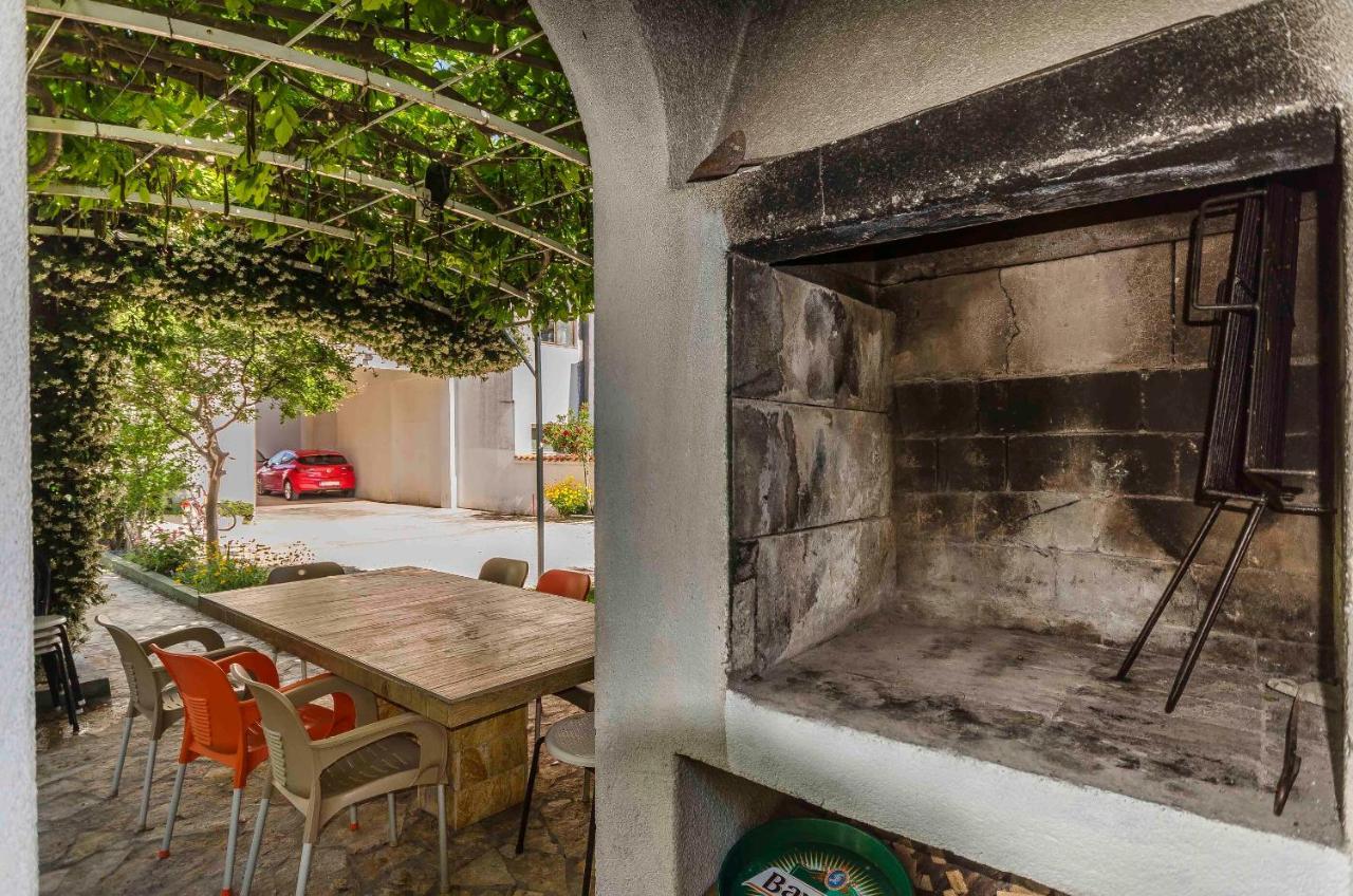 Apartments Zanze Водице Экстерьер фото