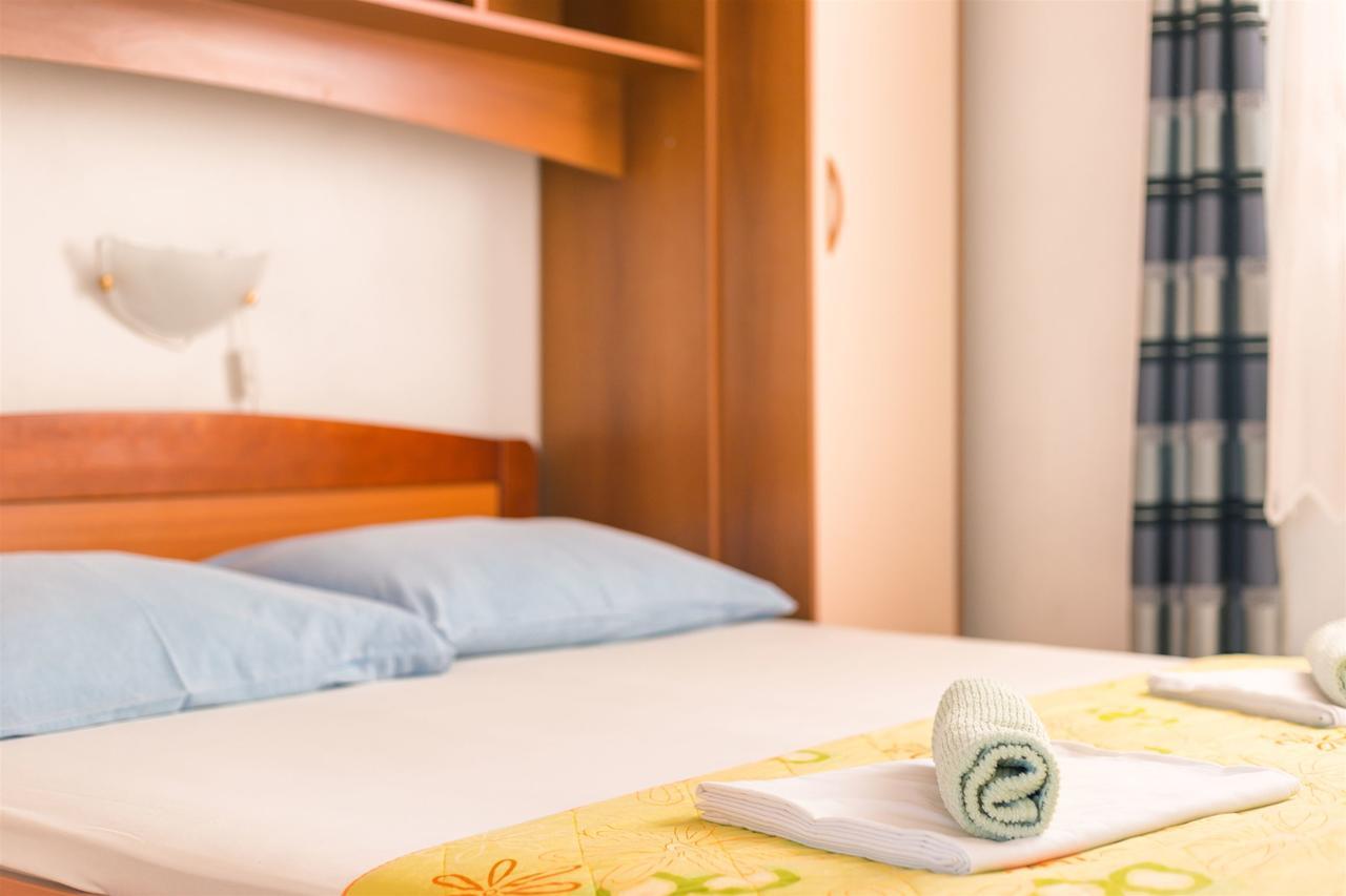 Apartments Zanze Водице Экстерьер фото