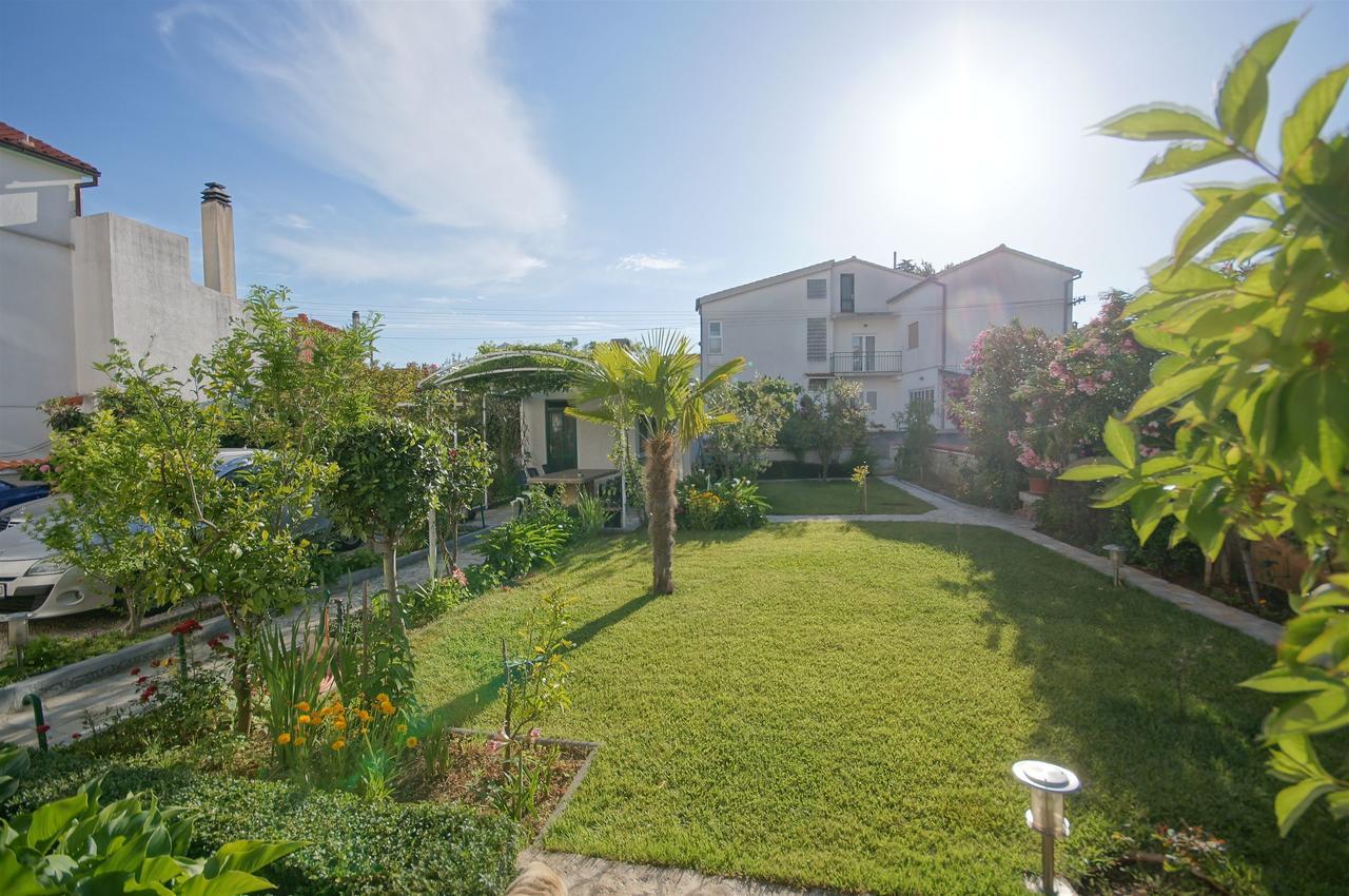 Apartments Zanze Водице Экстерьер фото
